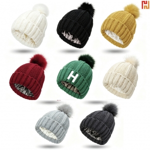 Cable Knit Pom Pom Beanie with Satin Lining-Hi-Jinny1002